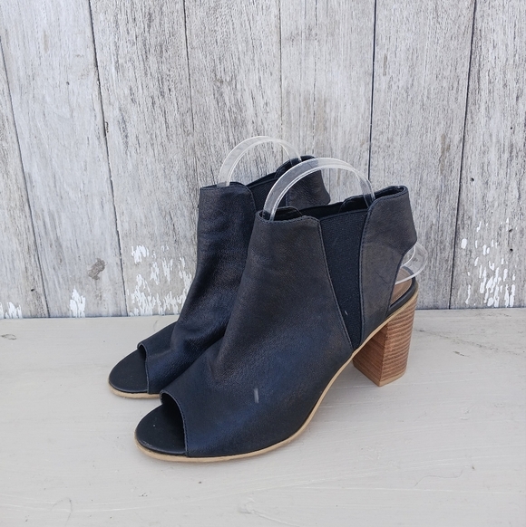 Steve Madden Womens 7.5M Nobel Block Heels Black Leather Open Toe Ankle Boot - Picture 1 of 10